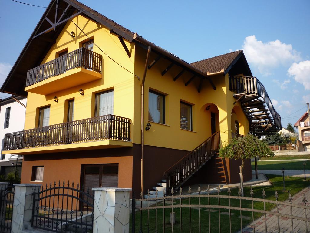Apartmanhaz King Heviz Exterior photo