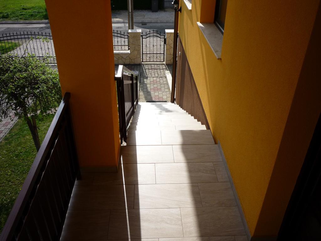 Apartmanhaz King Heviz Exterior photo